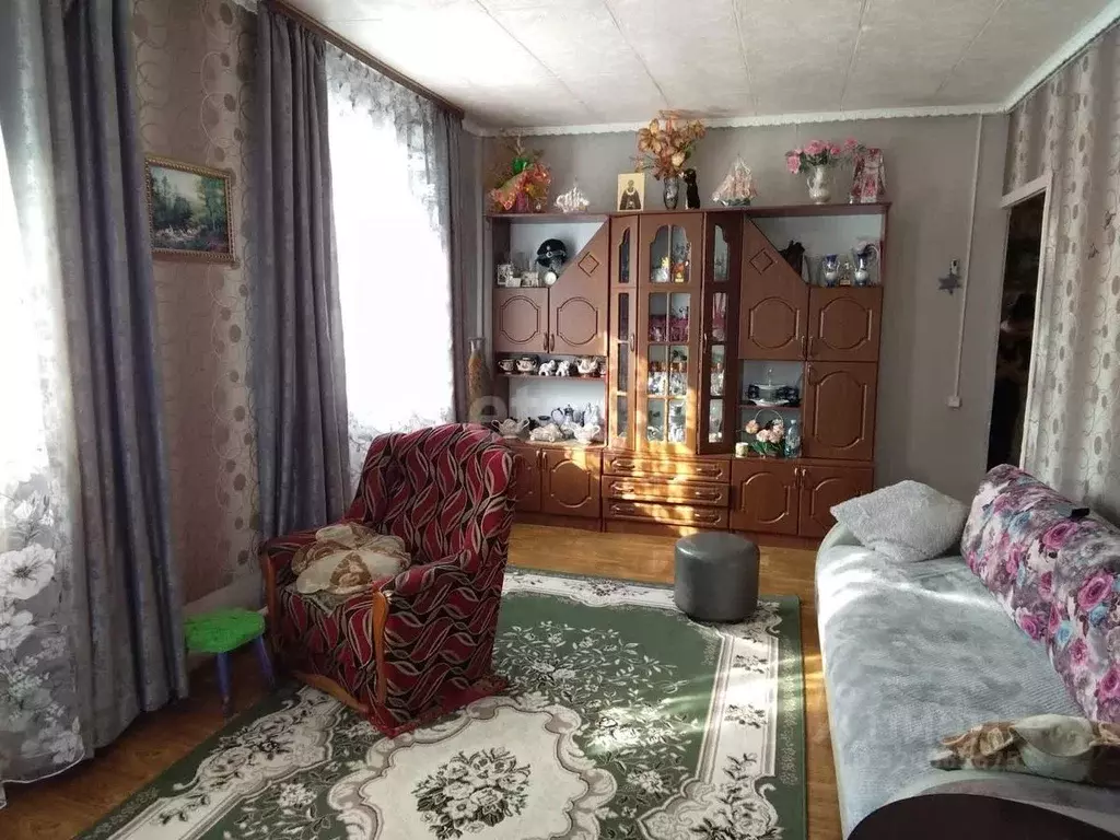 Дом в Смоленская область, Починок ул. Кирова, 34 (200 м) - Фото 1