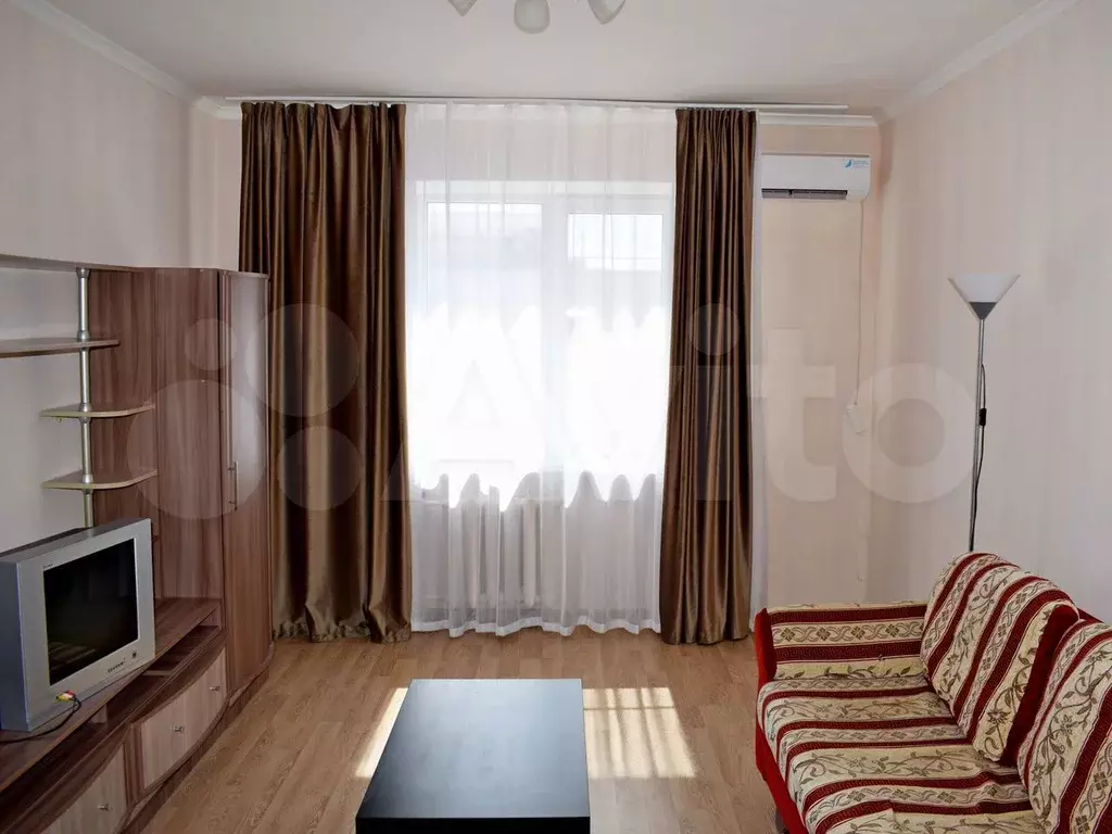 1-к. квартира, 37 м, 10/10 эт. - Фото 0