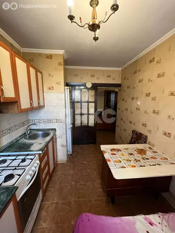 3-комнатная квартира: Симферополь, улица Бела Куна, 9 (60 м) - Фото 1