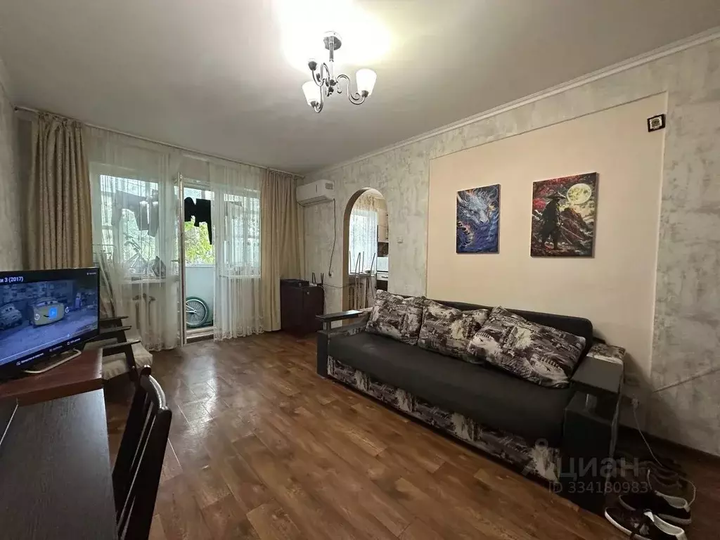 3-к кв. Крым, Керчь ул. Горького, 22 (57.5 м) - Фото 1