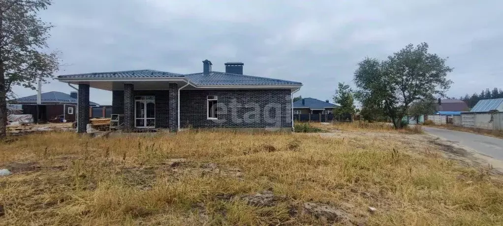 Дом в Воронежская область, Рамонский район, с. Ямное ул. Казачья (170 ... - Фото 1