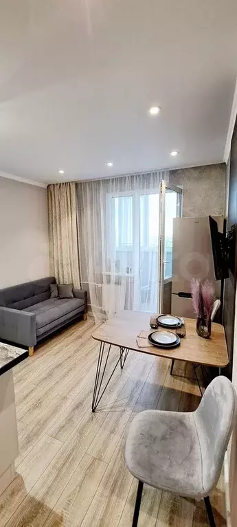 1-к. квартира, 39 м, 14/17 эт. - Фото 0