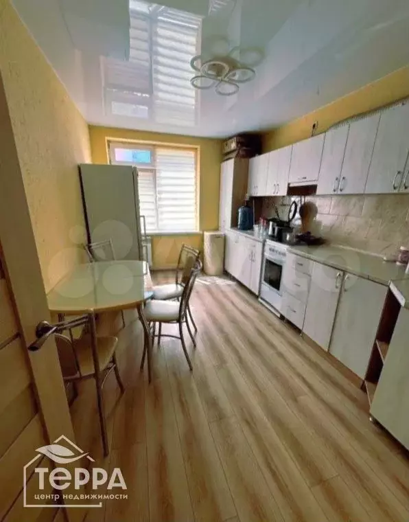 2-к. квартира, 65 м, 5/9 эт. - Фото 0