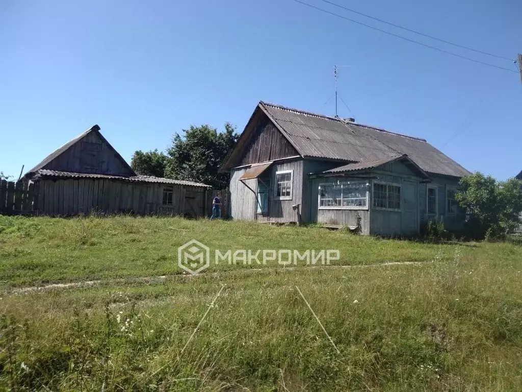 Дом в Брянская область, Клетнянский район, Мужиновское с/пос, д. Алень ... - Фото 0