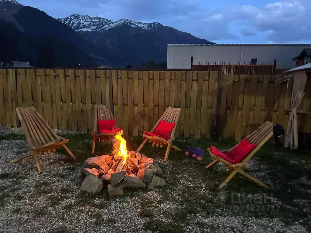 Дом в Карачаево-Черкесия, Зеленчукский район, с. Архыз ул. Ленина, 9Б ... - Фото 2