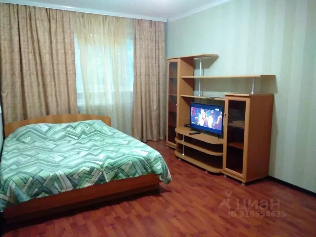 1-к кв. Белгородская область, Белгород ул. Некрасова, 34 (33.0 м) - Фото 0