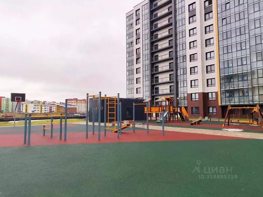 Студия Ленинградская область, Гатчина Пушкинское ш., 1 (30.3 м) - Фото 1