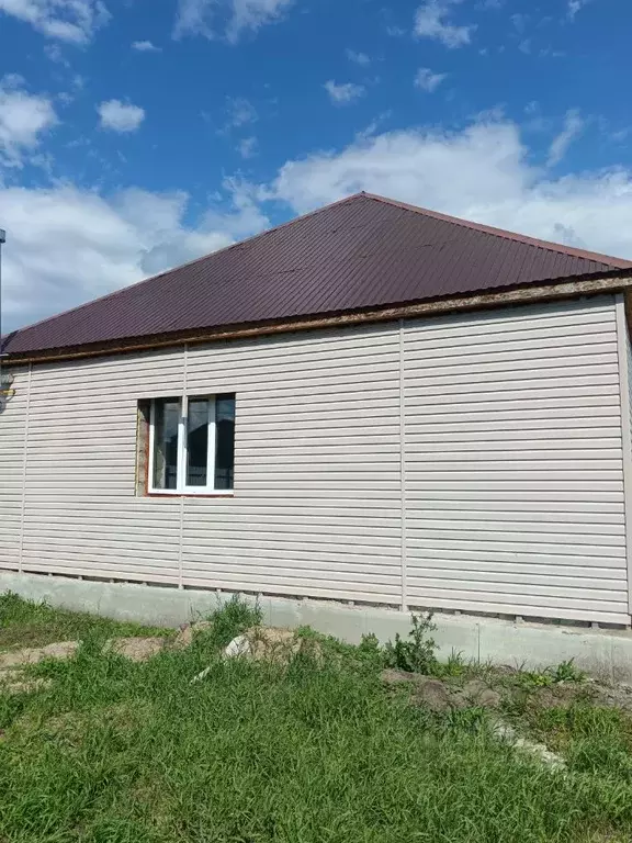 Дом в Омская область, Омский район, пос. Магистральный ул. Солнечная ... - Фото 1
