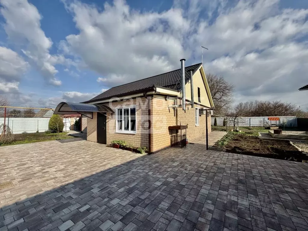 Дом в Краснодарский край, Тимашевский район, Дербентское с/пос, Мирный ... - Фото 1