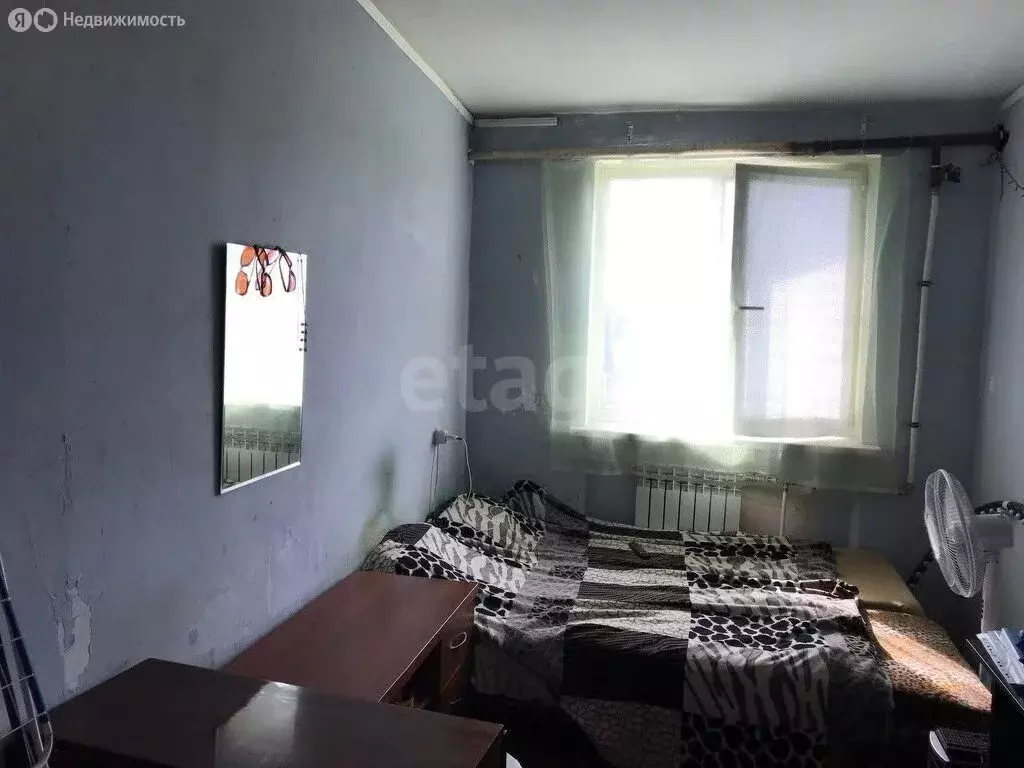 1к в 4-комнатной квартире (13.7 м) - Фото 1