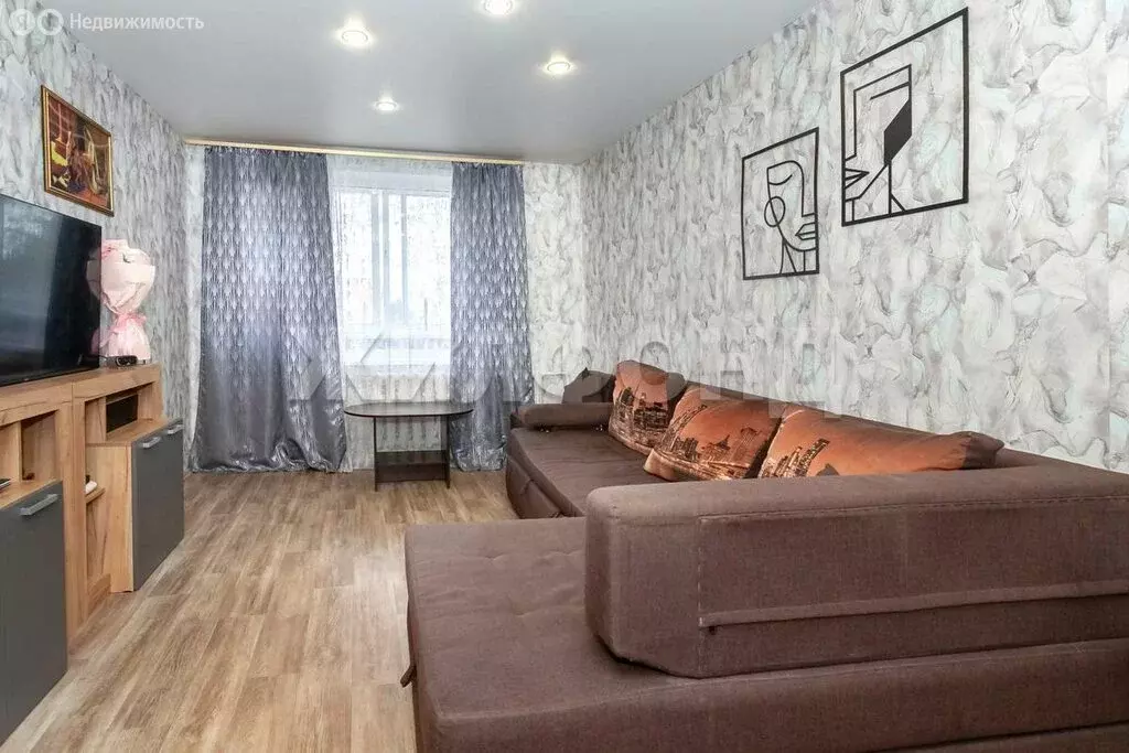 2-комнатная квартира: Бердск, Спортивная улица, 5 (43.3 м) - Фото 1