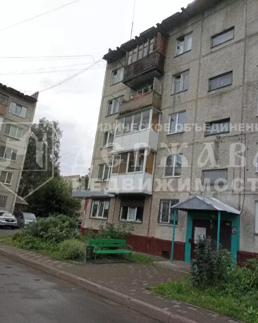 2-комнатная квартира: Кемерово, Ленинградский проспект, 13Б (43.7 м) - Фото 1