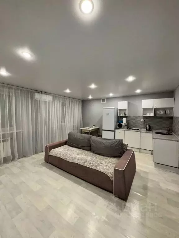 Студия Саратовская область, Саратов ул. Имени Ф.А. Блинова, 52 (40.0 ... - Фото 1