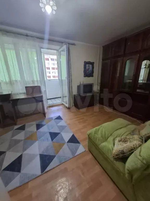 1-к. квартира, 40 м, 6/9 эт. - Фото 1