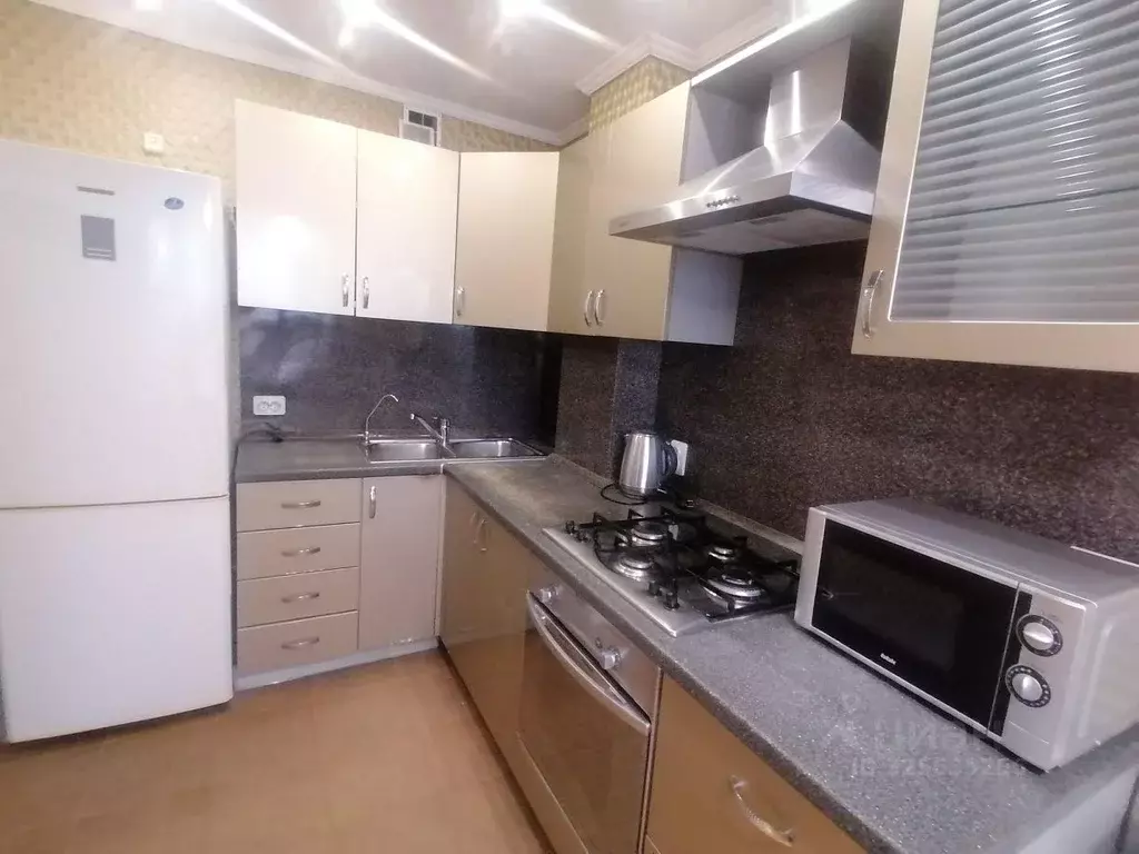 3-к кв. Самарская область, Самара ул. Осипенко, 2б (68.0 м) - Фото 2