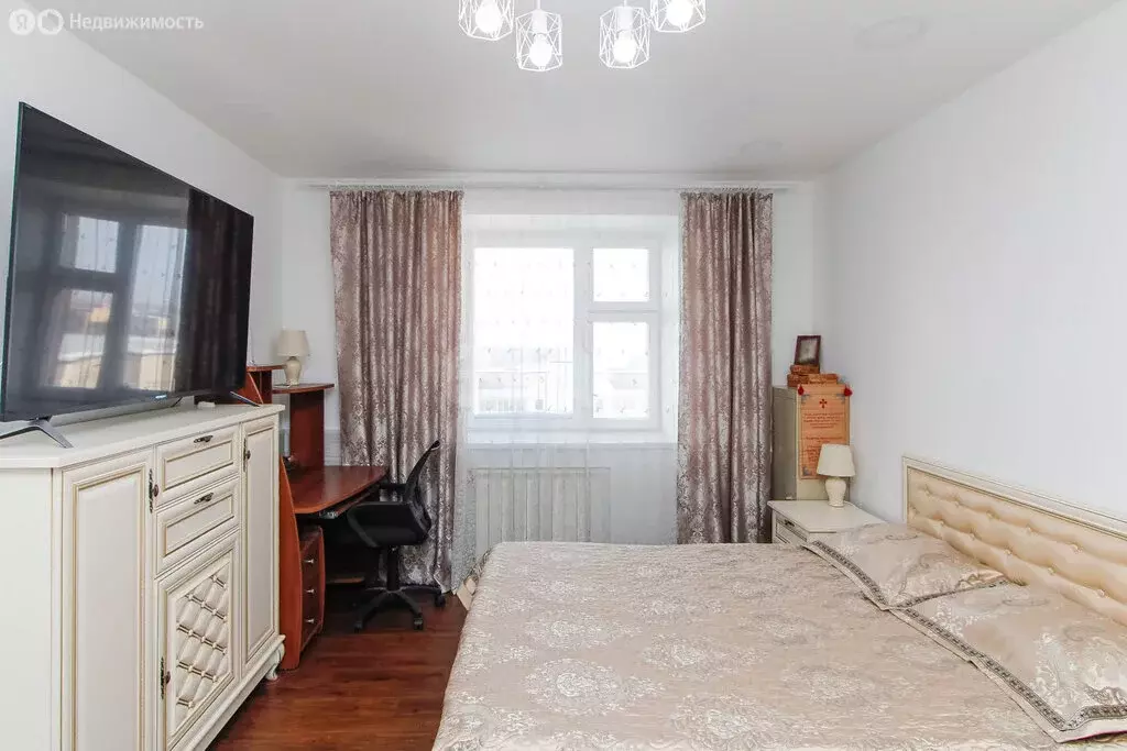 2-комнатная квартира: Тюмень, Пролетарская улица, 111 (64 м) - Фото 2