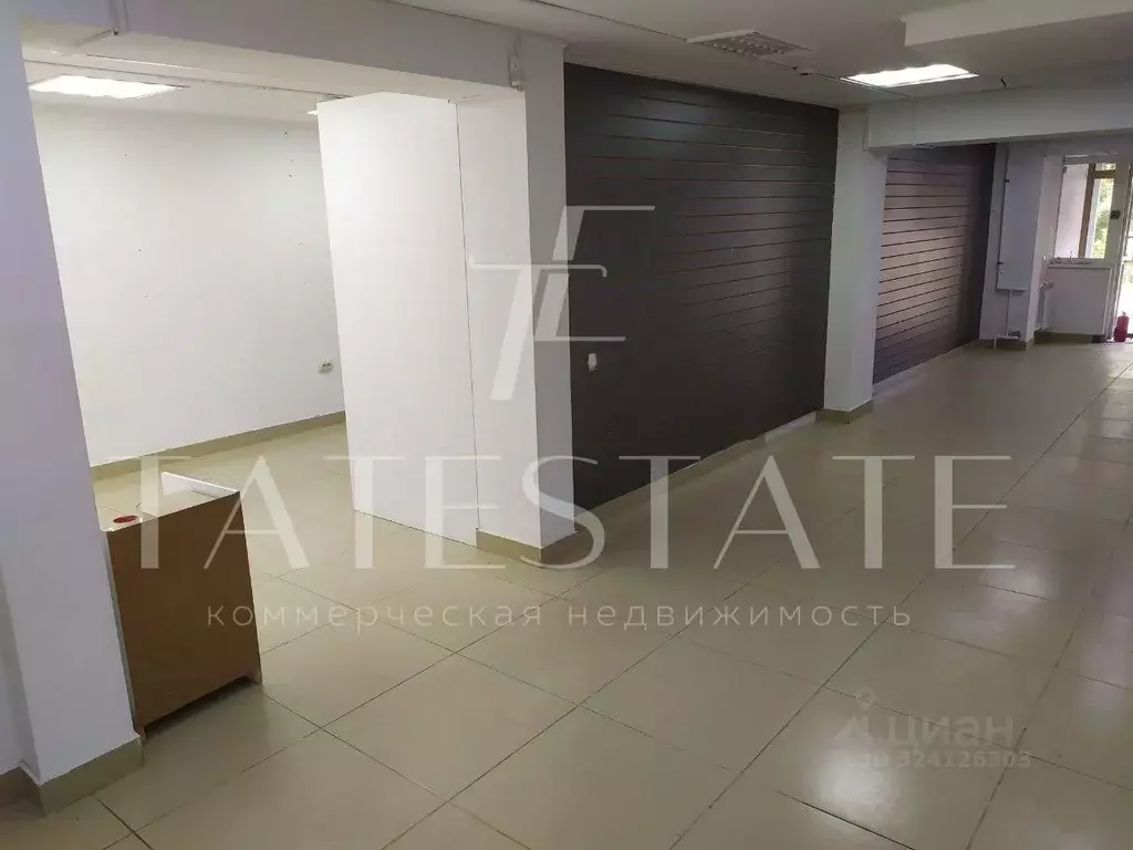 Торговая площадь в Татарстан, Казань ул. Четаева, 35 (68 м) - Фото 1