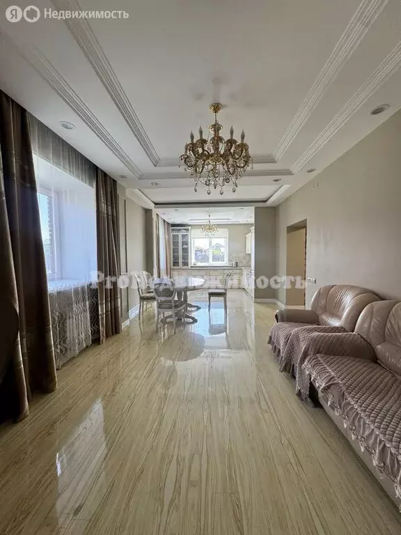 Дом в Кызыл, улица Оюна Туметея (179.7 м) - Фото 0