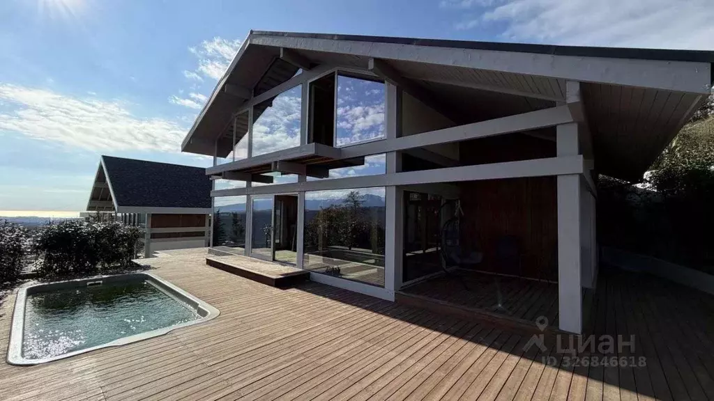 Дом в Краснодарский край, Сочи городской округ, с. Высокое ул. ... - Фото 1