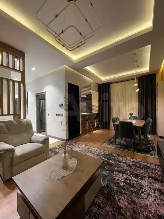 3-к. квартира, 90 м, 10/20 эт. - Фото 0