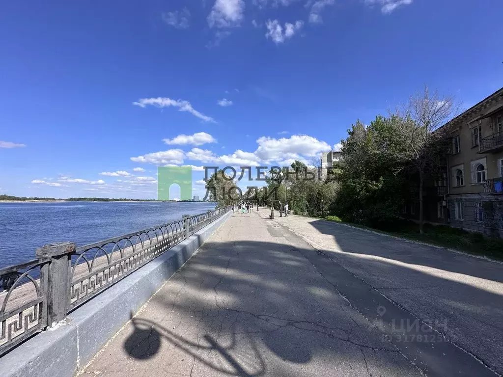 3-к кв. Саратовская область, Энгельс ул. Берег Волги, 2 (82.0 м) - Фото 1