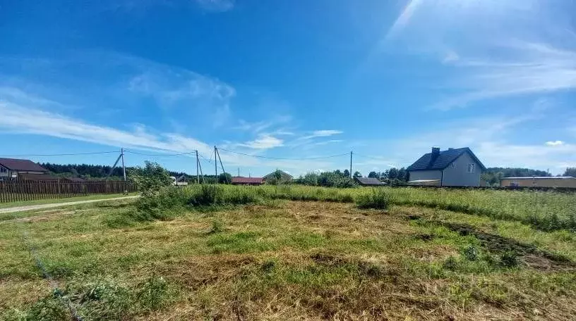 Участок в Вологодская область, Череповецкий район, с. Ильинское ... - Фото 0