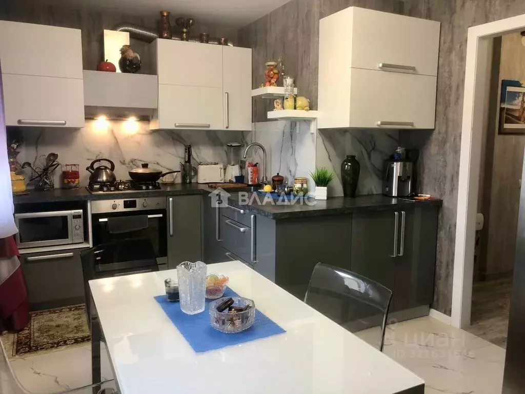 1-к кв. Ленинградская область, Киришский район, Глажевское с/пос, пос. ... - Фото 1