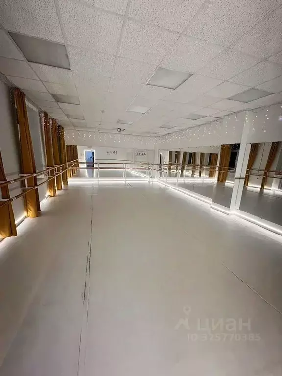 Помещение свободного назначения в Калининградская область, Пионерский ... - Фото 1