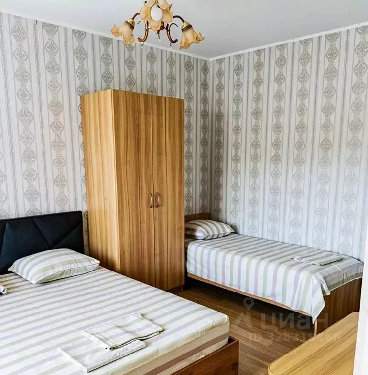 Комната Крым, Судак ул. Мастеров, 1 - Фото 2