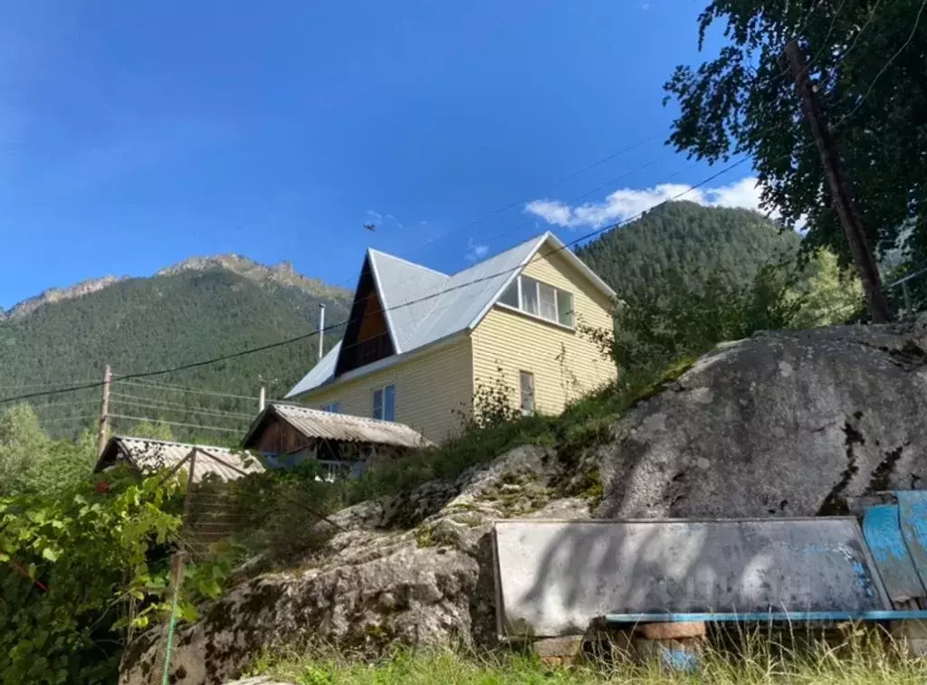 Дом в Карачаево-Черкесия, Теберда Карачаевский городской округ, ул. ... - Фото 2