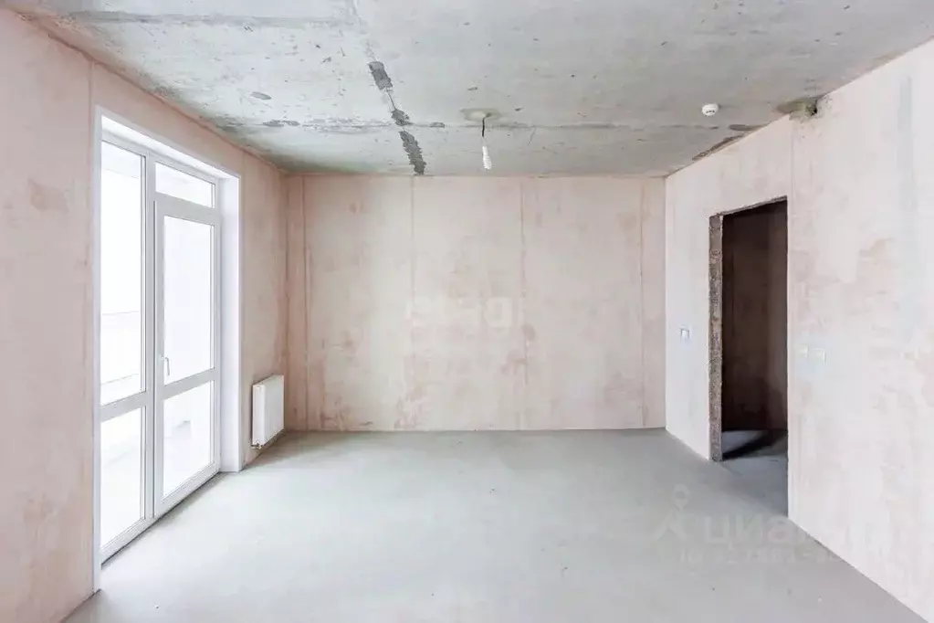 Студия Тюменская область, Тюмень ул. Андрея Бушуева, 2 (30.0 м) - Фото 1