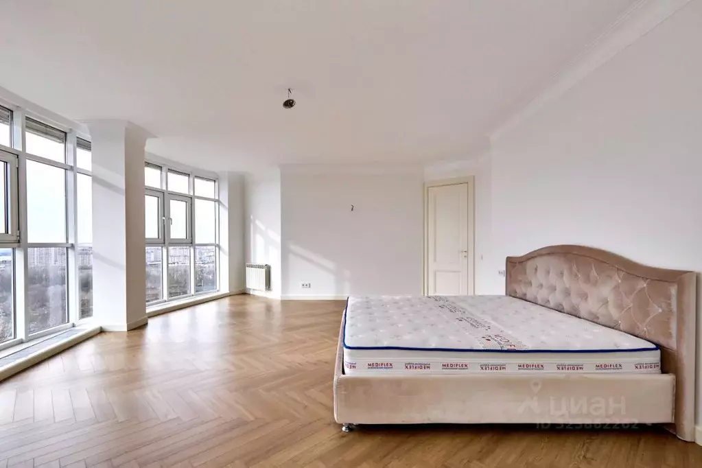 6-к кв. Краснодарский край, Краснодар Центральный мкр, ул. Кубанская ... - Фото 0