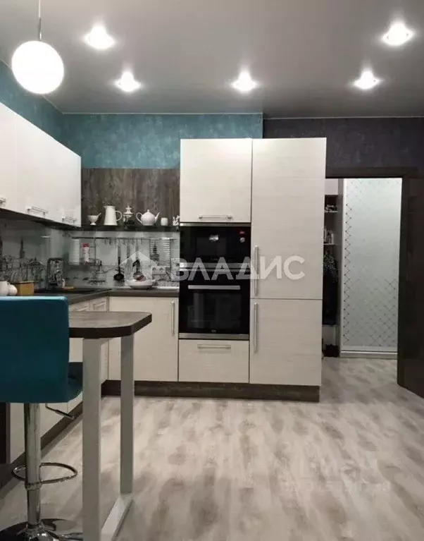 3-к кв. Коми, Сыктывкар ул. Карла Маркса, 100 (65.7 м) - Фото 0