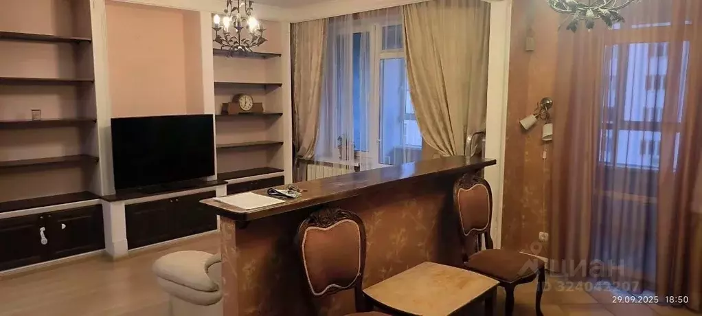 3-к кв. Свердловская область, Екатеринбург ул. Радищева, 33 (104.5 м) - Фото 2