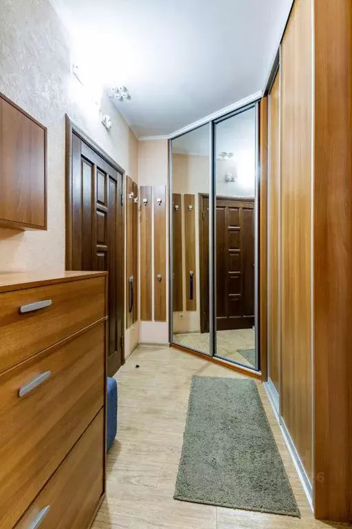 2-к кв. Свердловская область, Екатеринбург ул. Московская, 70 (76.1 м) - Фото 1