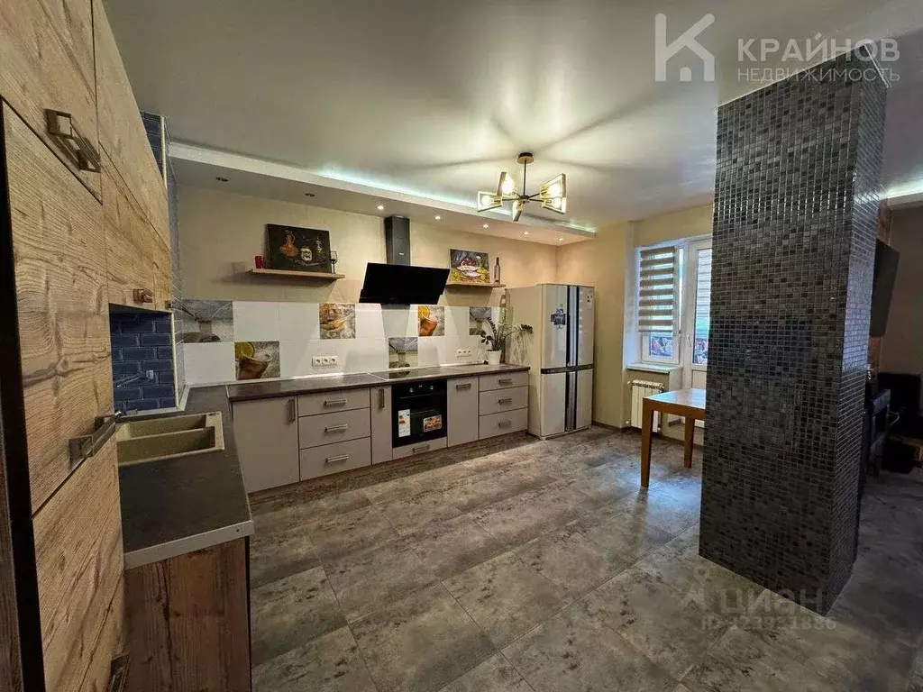 3-к кв. Воронежская область, Воронеж ул. 20-летия Октября, 88Е (90.7 ... - Фото 0