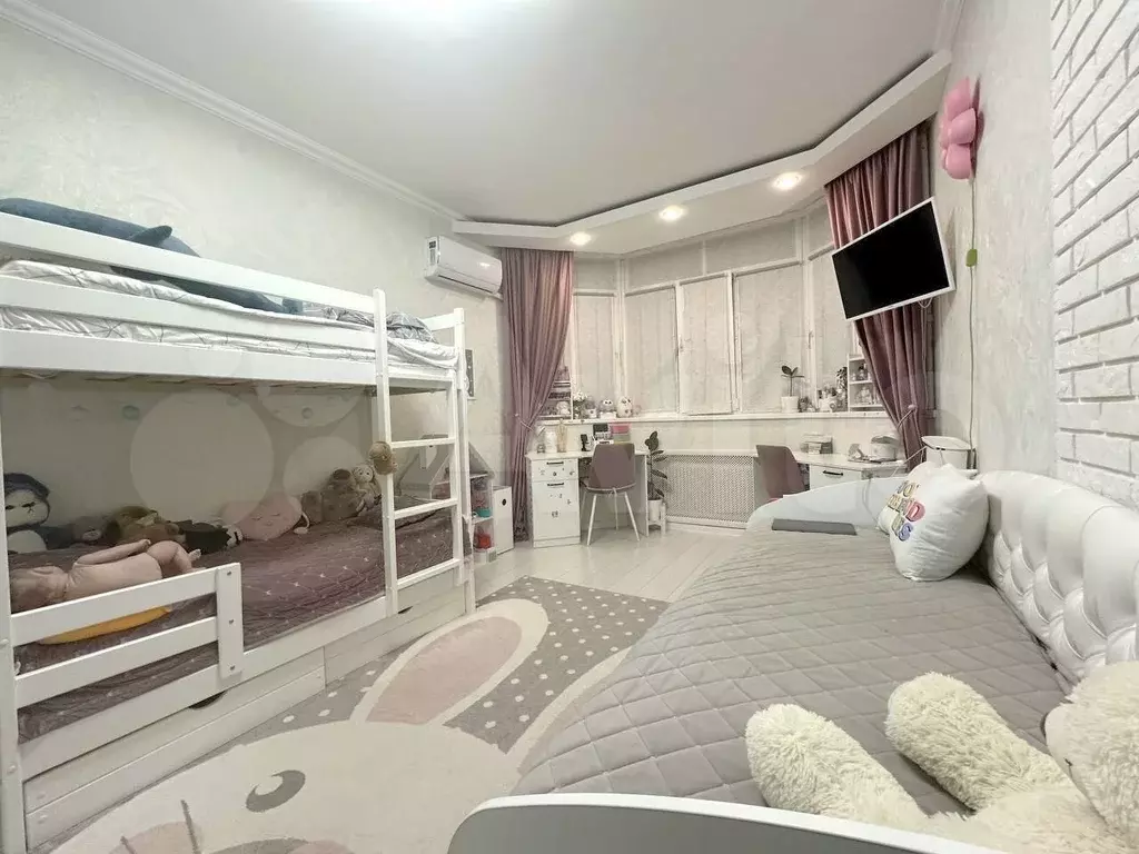 2-к. квартира, 60 м, 14/17 эт. - Фото 0