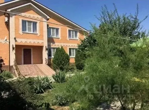 Дом в Краснодарский край, Каневской район, Привольненское с/пос, Труд ... - Фото 1