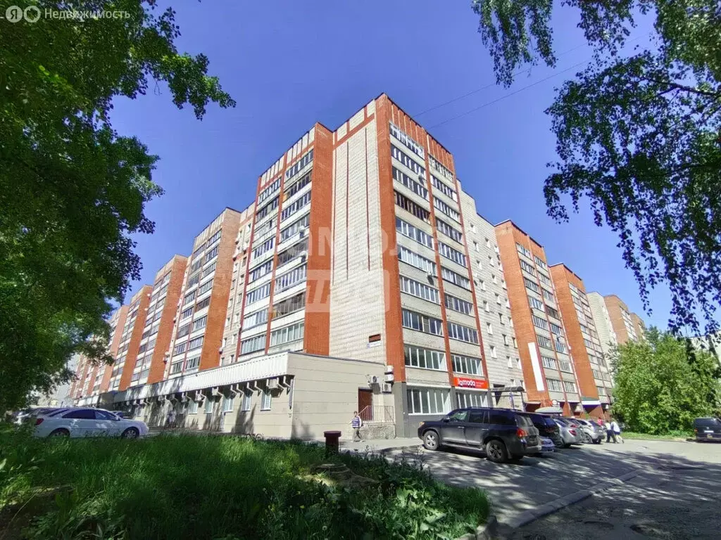 3-комнатная квартира: Киров, Производственная улица, 10 (61.7 м) - Фото 0