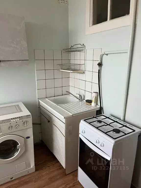 2-к кв. Удмуртия, Ижевск ул. Имени Наговицына, 8 (50.0 м) - Фото 1