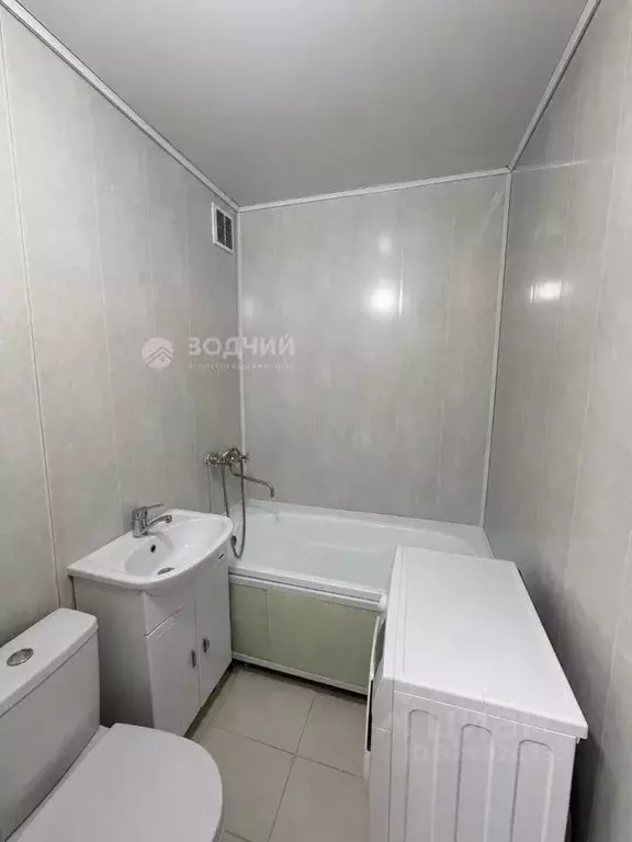 2-к кв. Чувашия, Канаш просп. Ленина, 2 (44.0 м) - Фото 1
