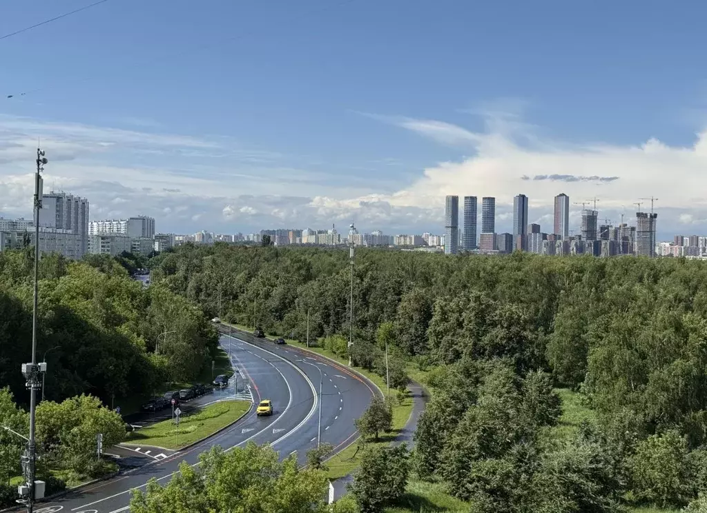 2-к кв. Москва ул. Исаковского, 27К1 (52.2 м) - Фото 0