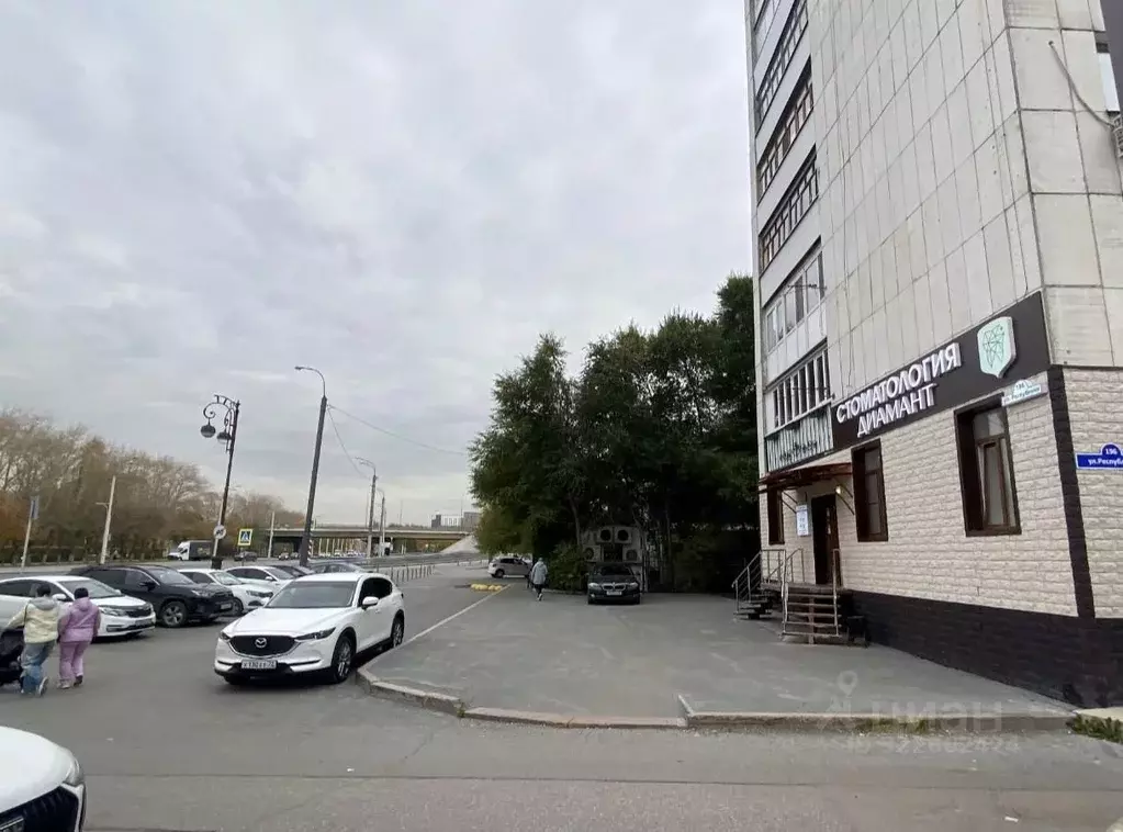 Помещение свободного назначения в Тюменская область, Тюмень ул. ... - Фото 2