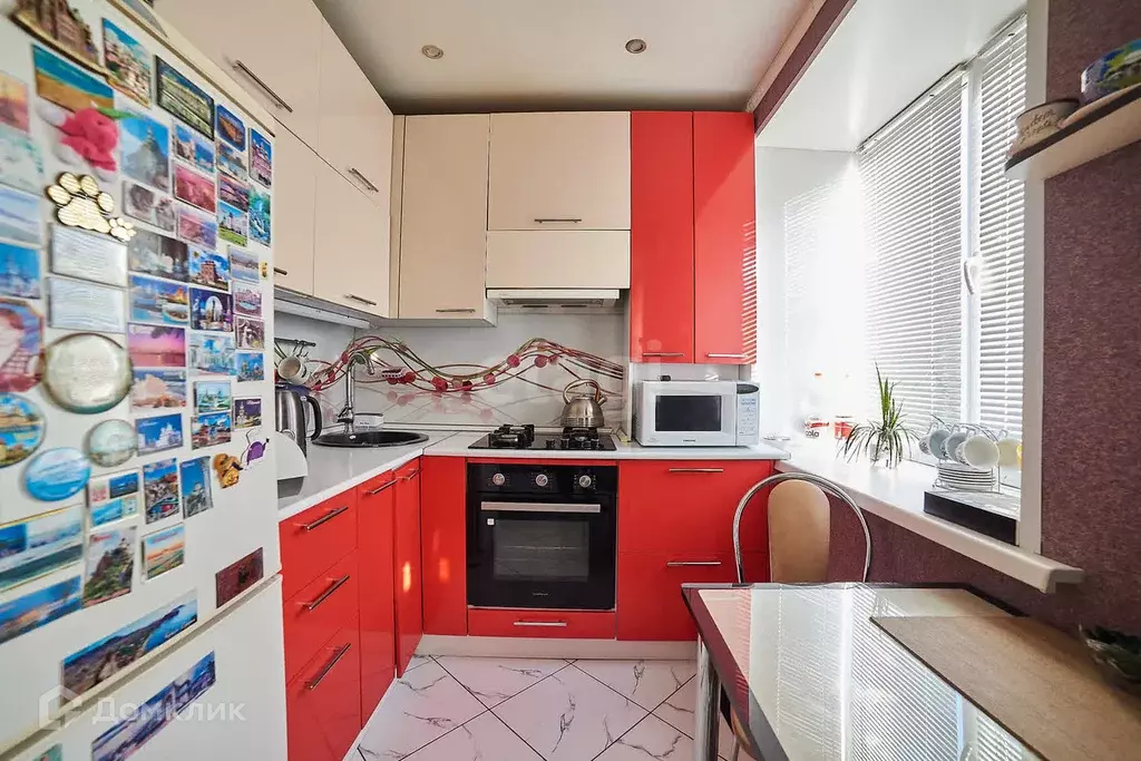 Продаётся 4-к квартира, 60.1 м - Фото 1