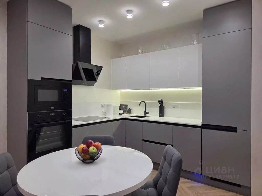 2-к кв. Москва Очаковское ш., 9А (45.0 м) - Фото 0