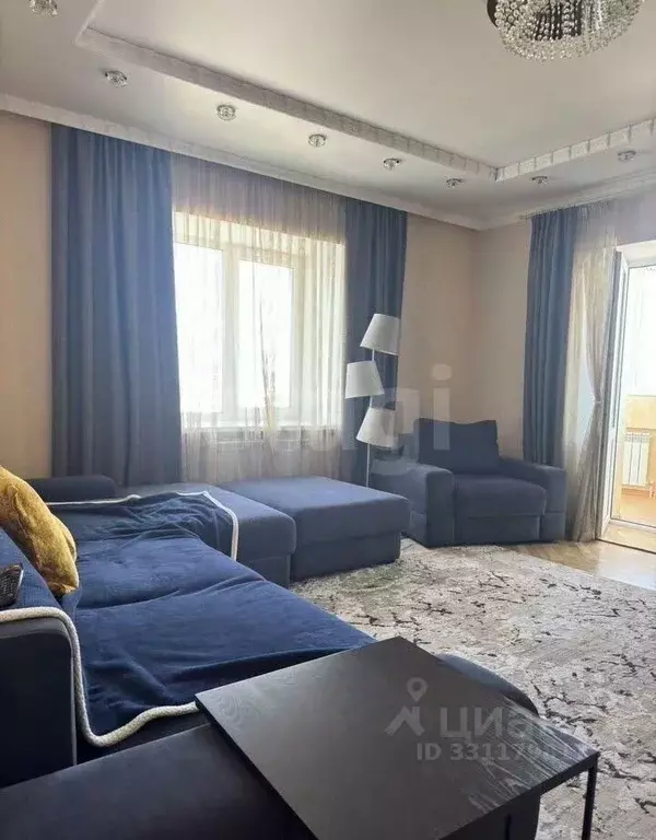 2-к кв. Белгородская область, Белгород ул. Щорса, 47б (78.7 м) - Фото 1