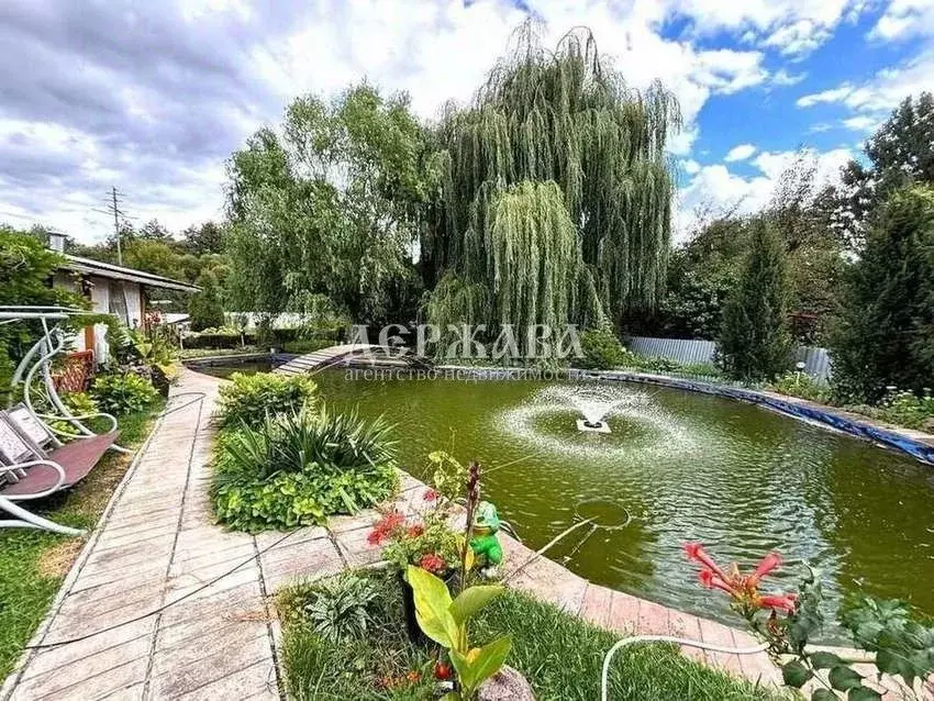 Коттедж в Белгородская область, Старооскольский городской округ, с. ... - Фото 1