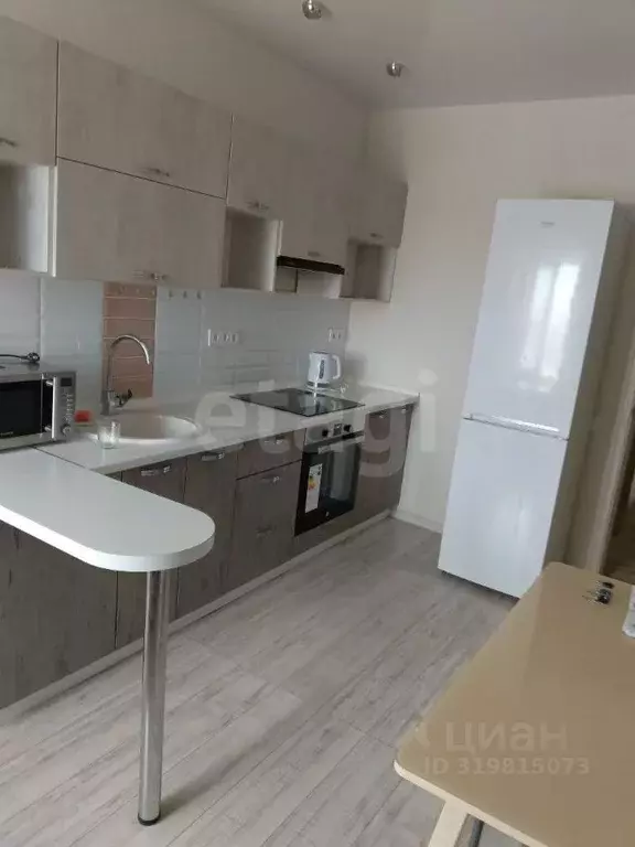 1-к кв. Ямало-Ненецкий АО, Салехард ул. Карла Маркса, 26 (44.2 м) - Фото 0