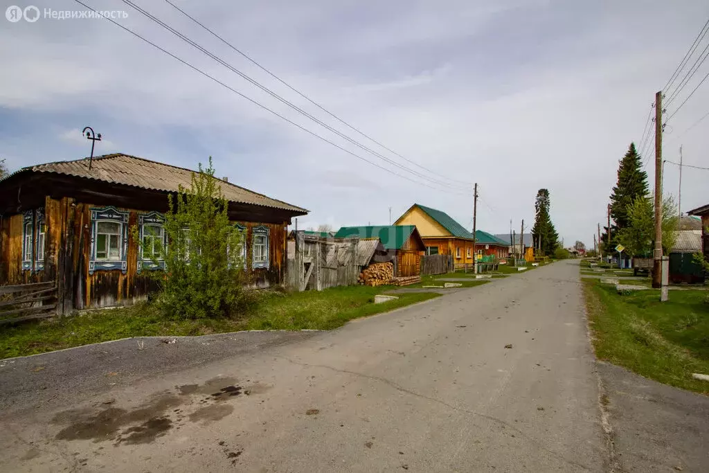 Дом в село Ивановка, Большая улица (30 м) - Фото 1