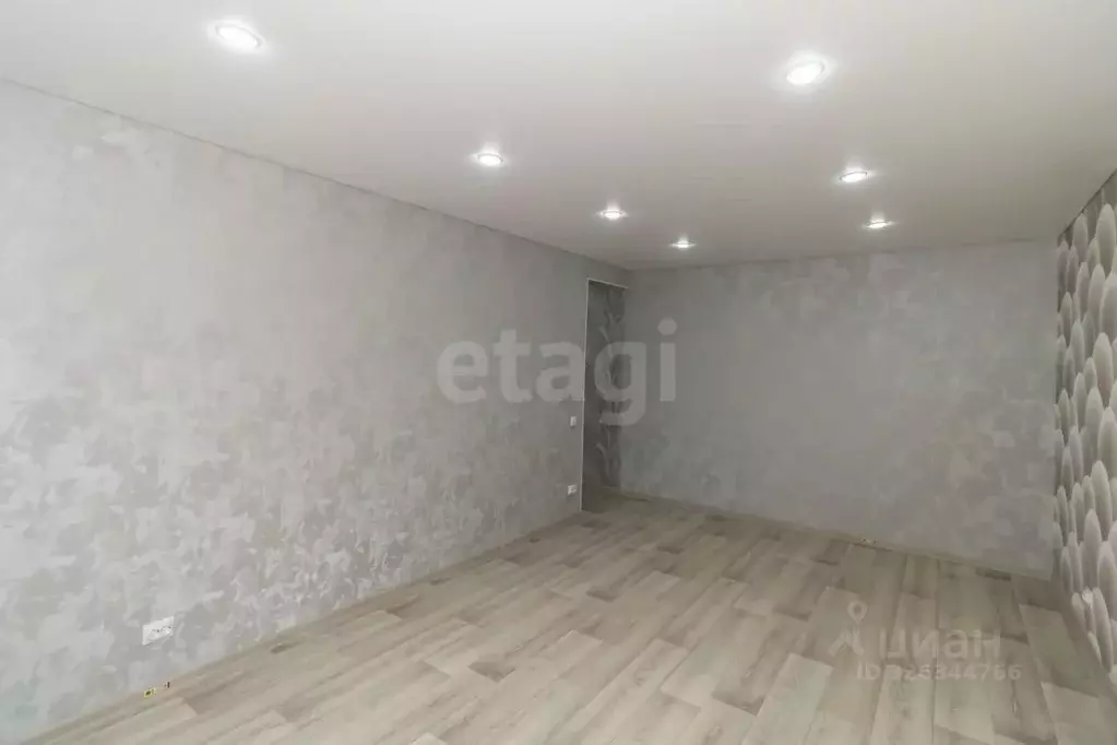 2-к кв. Челябинская область, Челябинск просп. Победы, 293 (48.0 м) - Фото 2